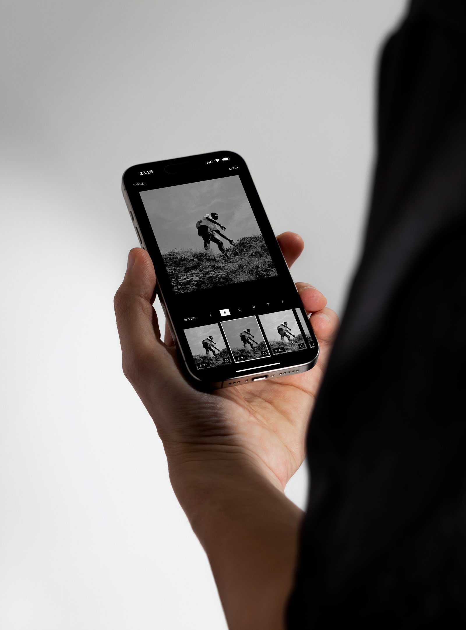 E : M App Interface